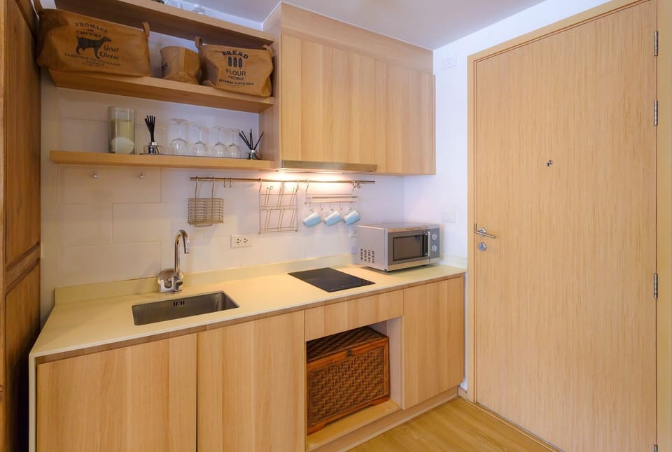 Baan SanKraam_2BR Apt, KAD-PoolView