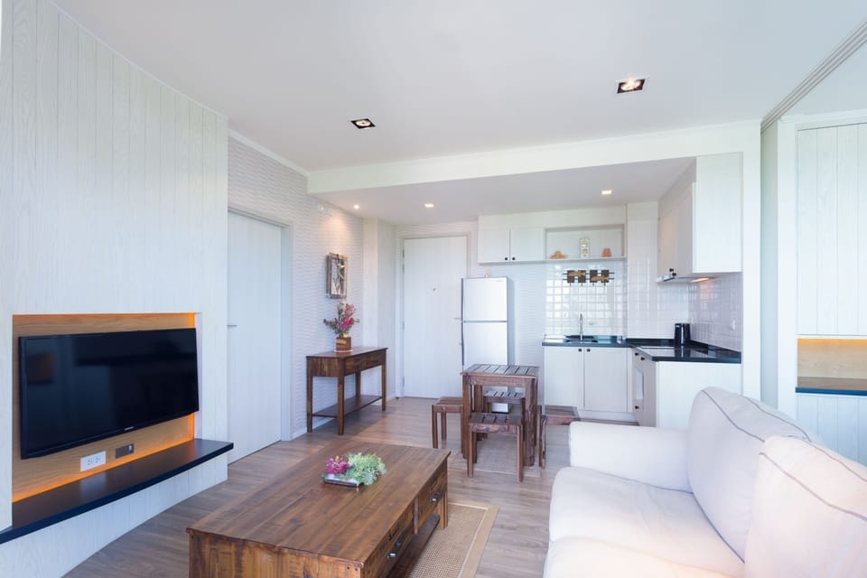 Summer HuaHin_2BR Apt. w GardenView-EAF