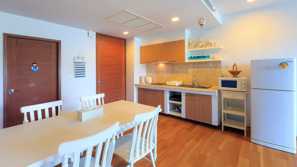 Baan SanSuk HH_2Bedroom Apt PoolView:BDC