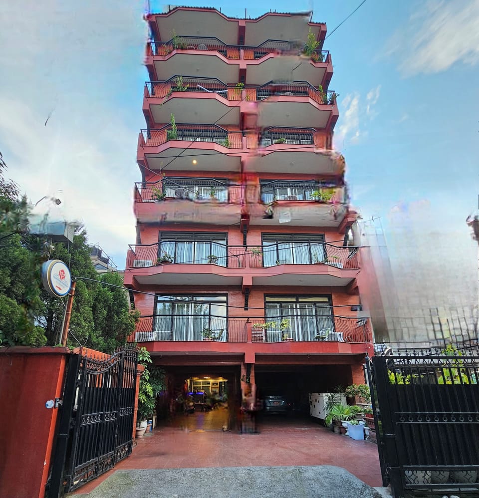 SAGARMATHA APARTMENT HOTEL-MAIN BUILDING 