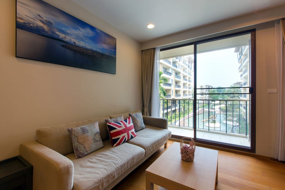 Baan SanSuk HH_2Bedroom Apt PoolView:HCM
