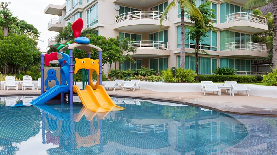 Baan SanPloen HH_3Bedroom Apt PoolView:C