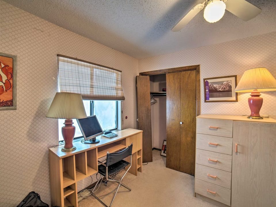 Computer workstation