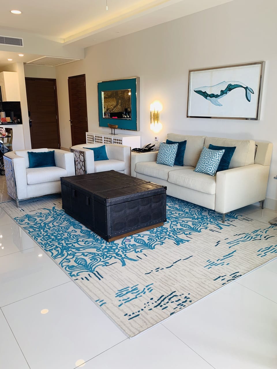 Living room is beautifully furnished. 