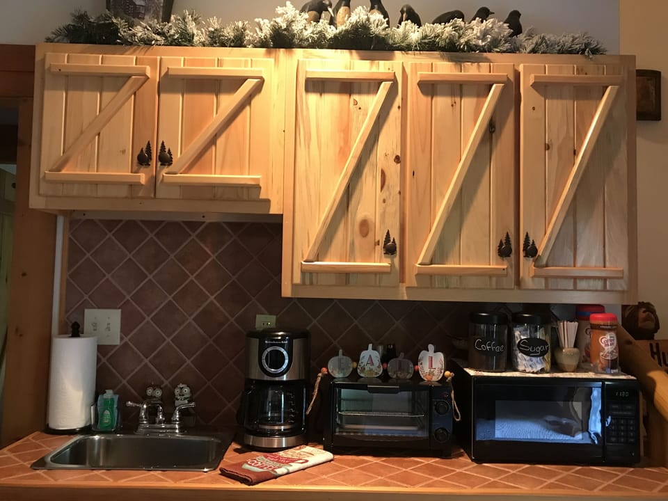 A kitchenette to prepare your fresh coffee. 