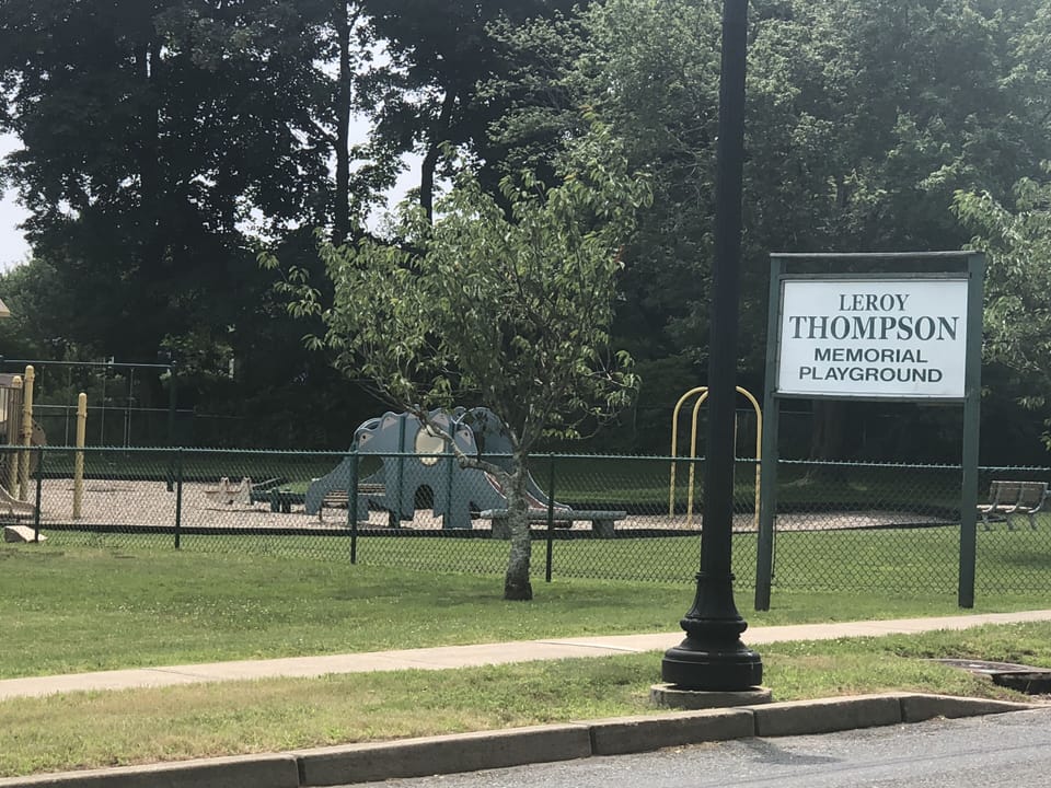 Walk to neighborhood playground 