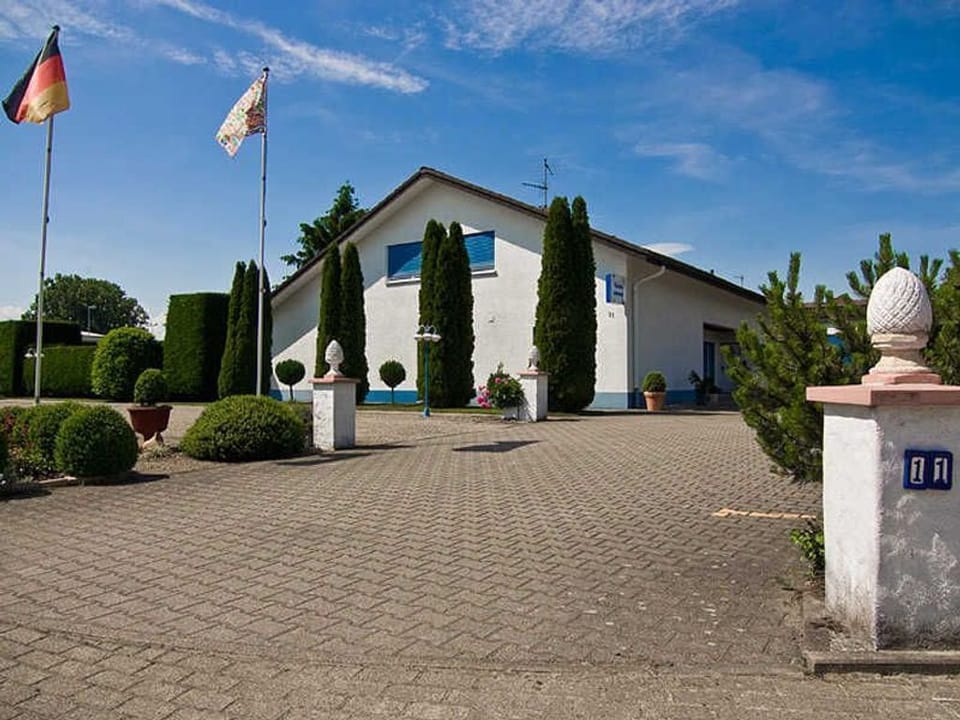 Double room with shower and toilet - Bed & Breakfast in Kippenheim R. Müller Bed and Breakfast in Lahr