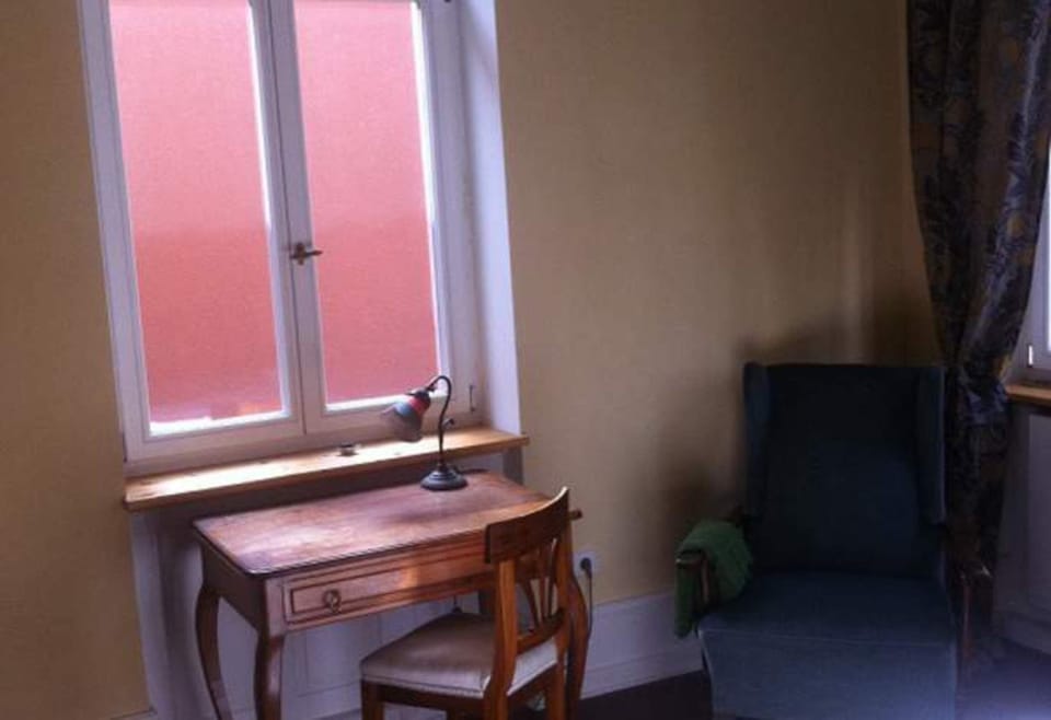 The guesthouse - stylishly restored central town house (1895) Bed and Breakfast in Offenburg