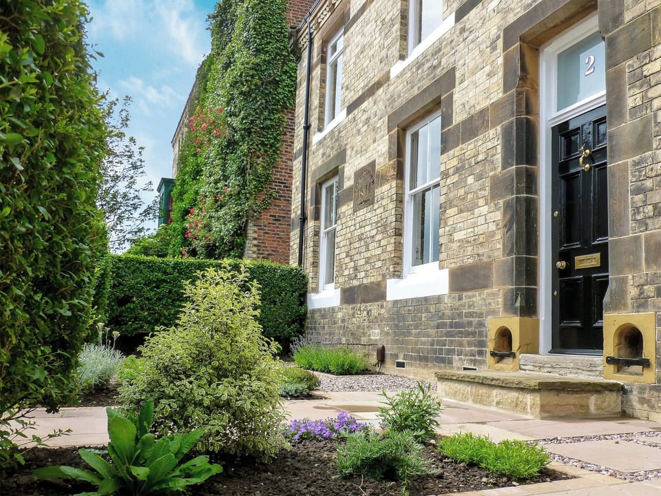 Lovely first floor apartment | The Old Police House - Bluelight Apartments, Saltburn-by-the-Sea