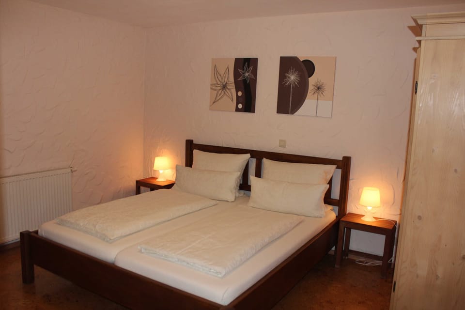 Guesthouse Kril - Holiday apartment Kril, 50sqm Bed and Breakfast in Rust