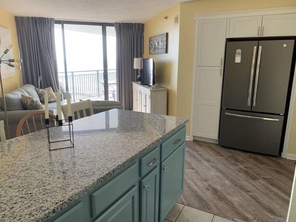 Kitchen (3)