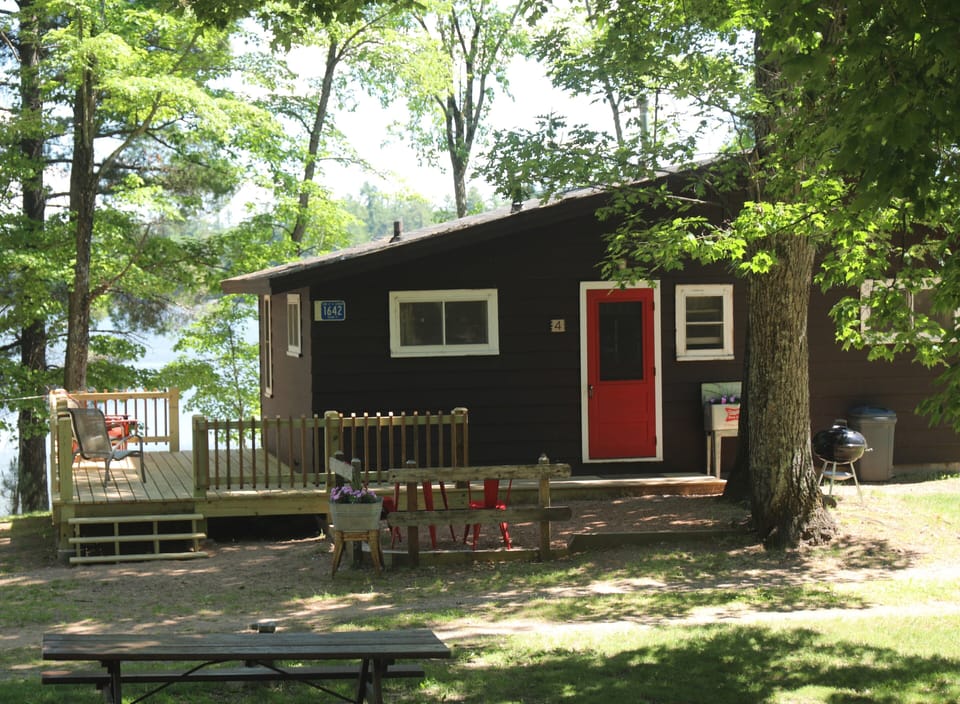 Cabin #4, "The Lodge"