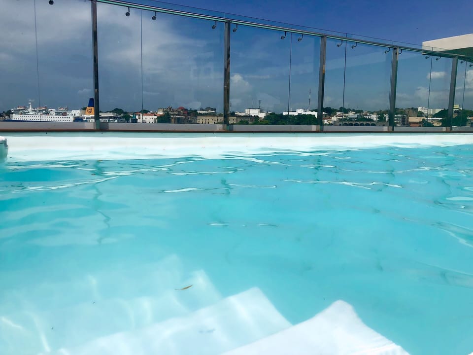 Luxury Infinity Pool