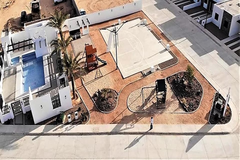 Sport court