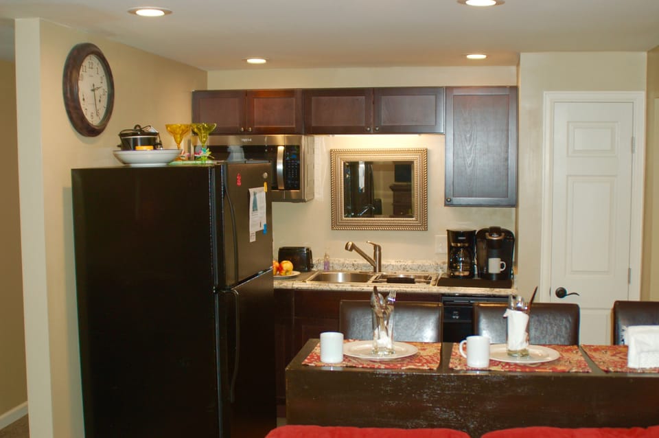 Breakfast bar facing the den.