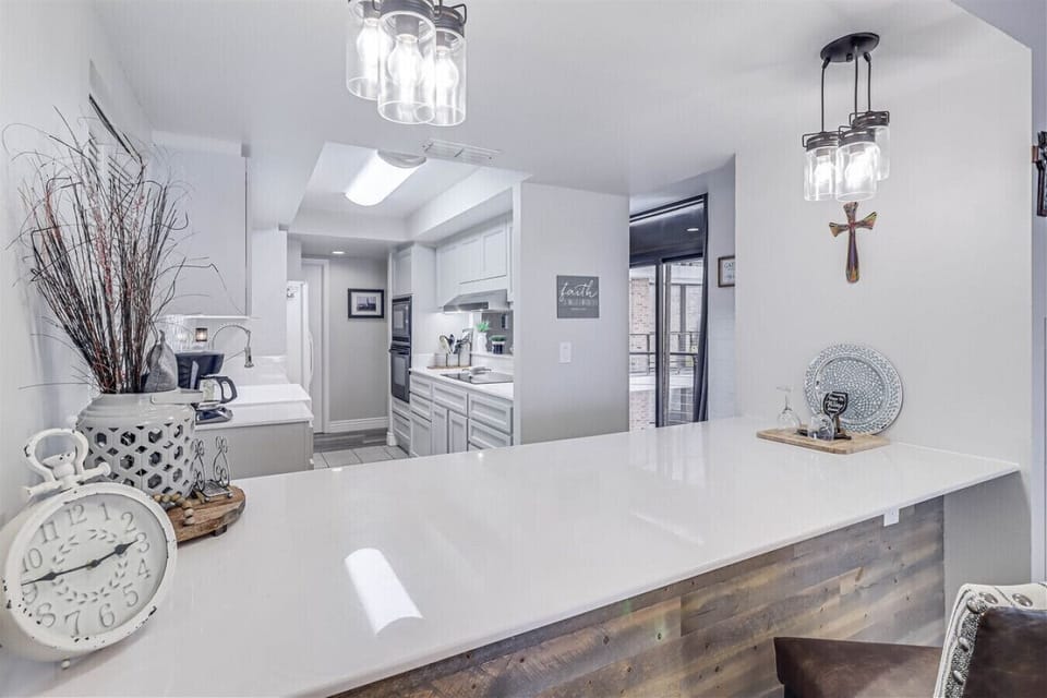 Breakfast Bar Seating