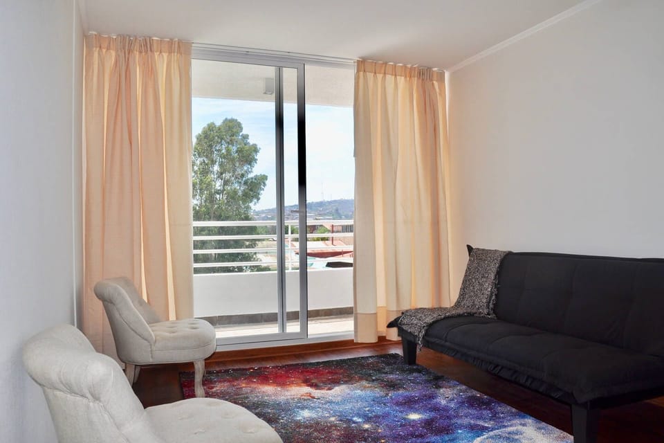 Apartment with sea view