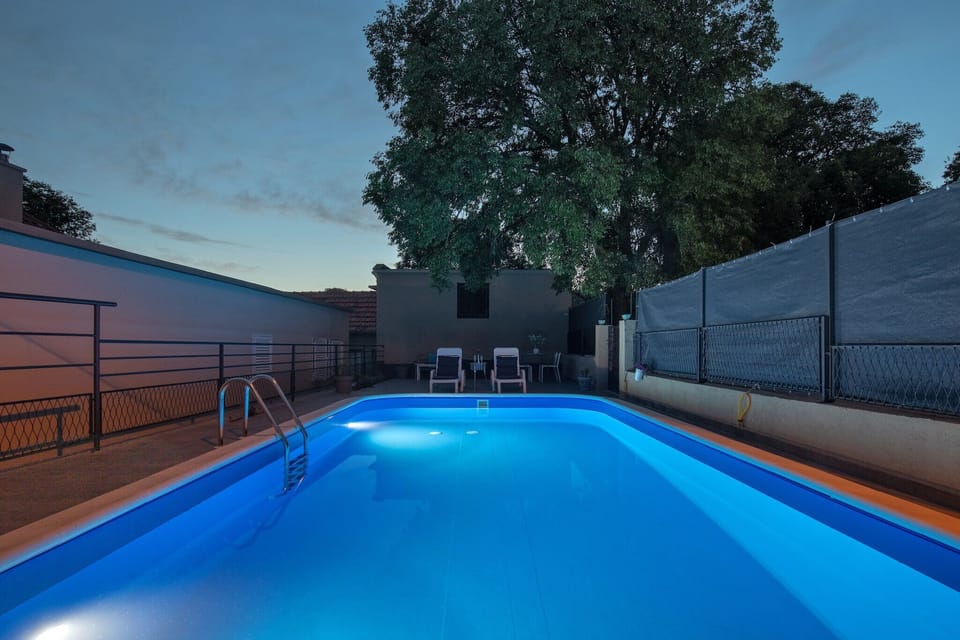 Holiday Home Swimming Pool