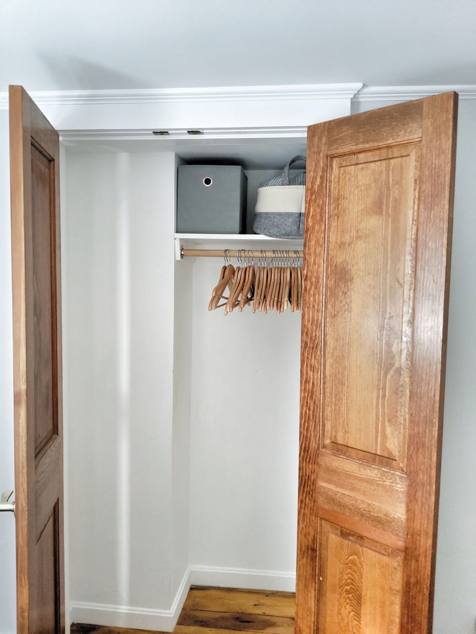Guest bedroom closet