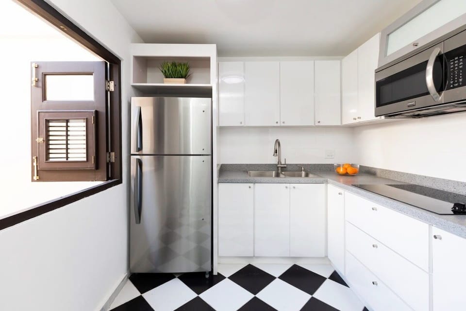 Full size kitchen with Spanish windows 