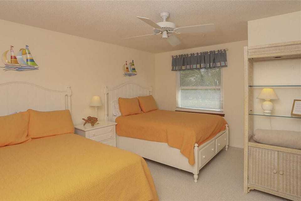 Queen and Double bed