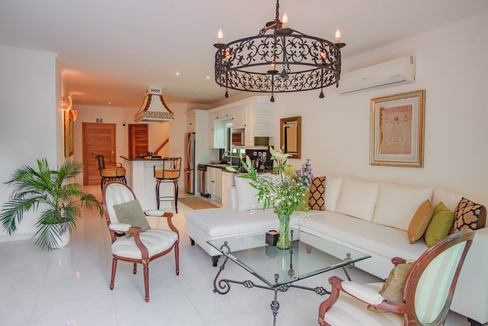 Living area. Area de estar.