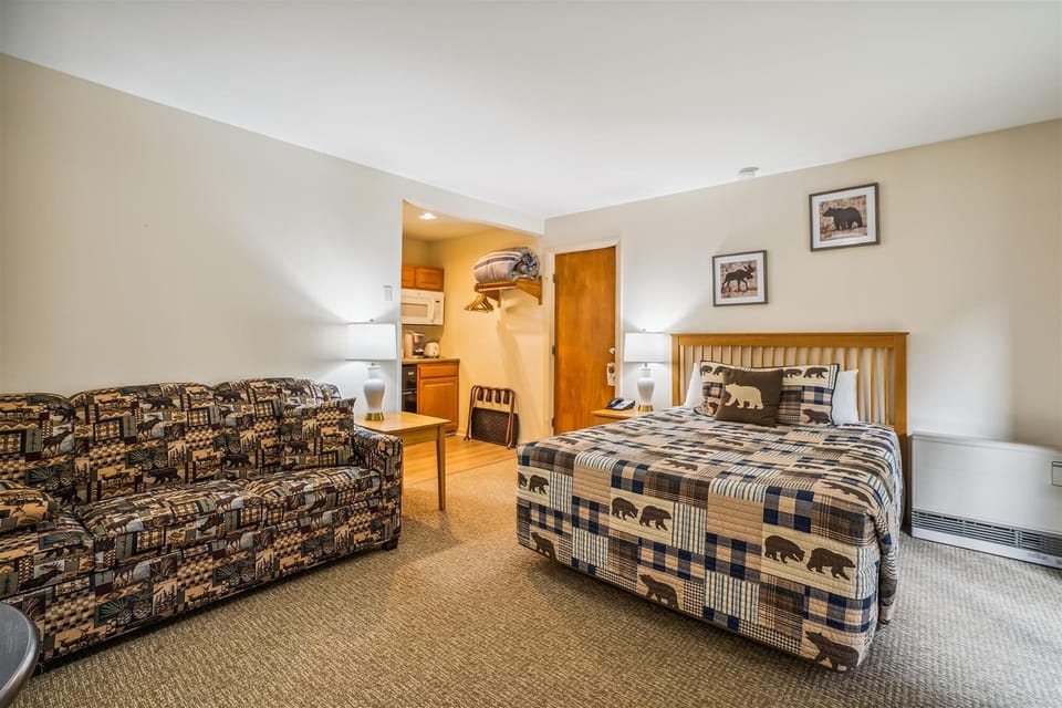 Get a good nights sleep in the bedroom with a queen sized bed.