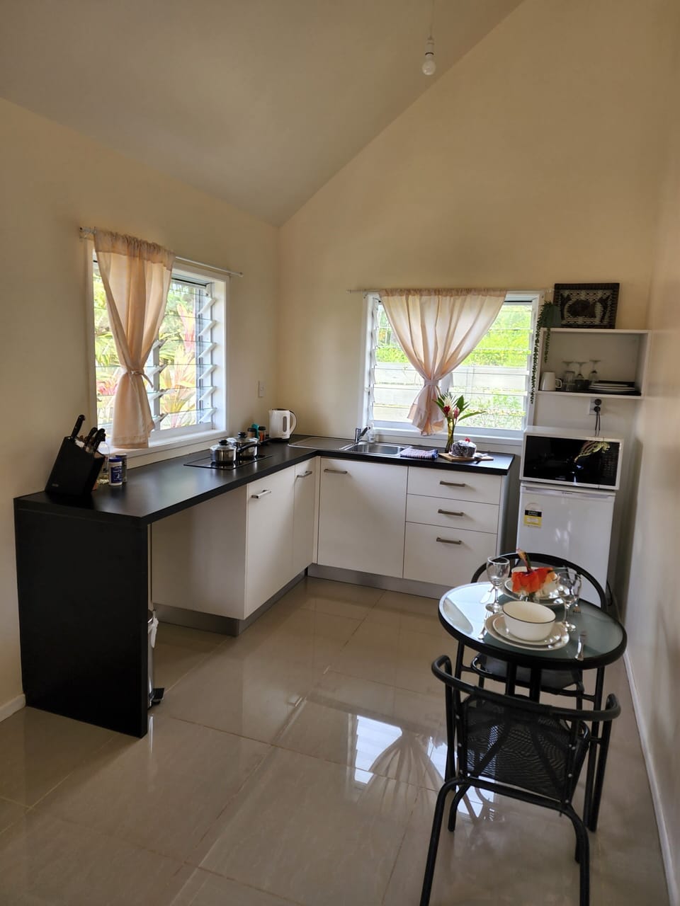 well equipped kitchen and dining area. 