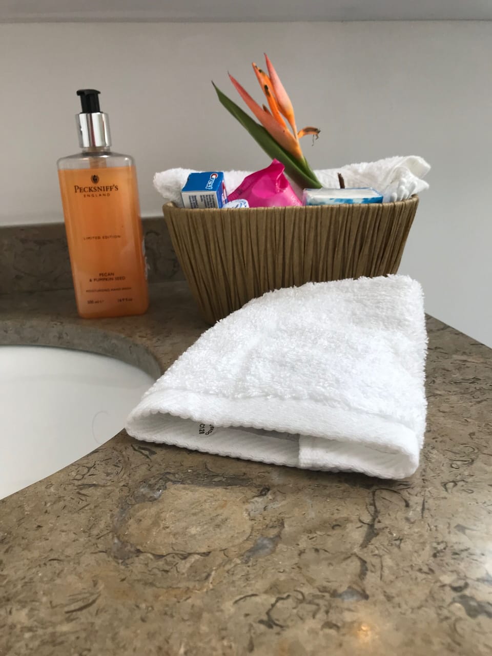 Bathroom amenities