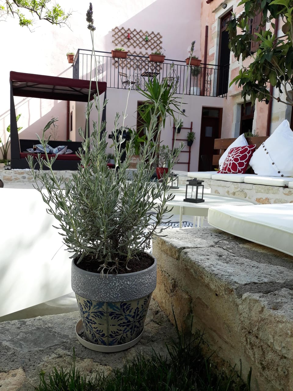 Private haven in the city center