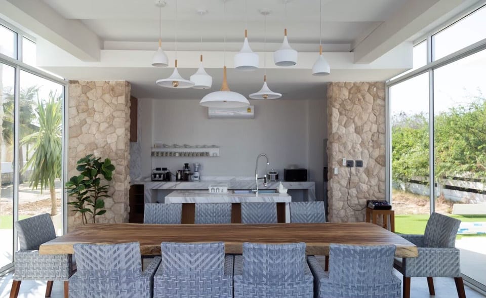 Dining room/ Common area 