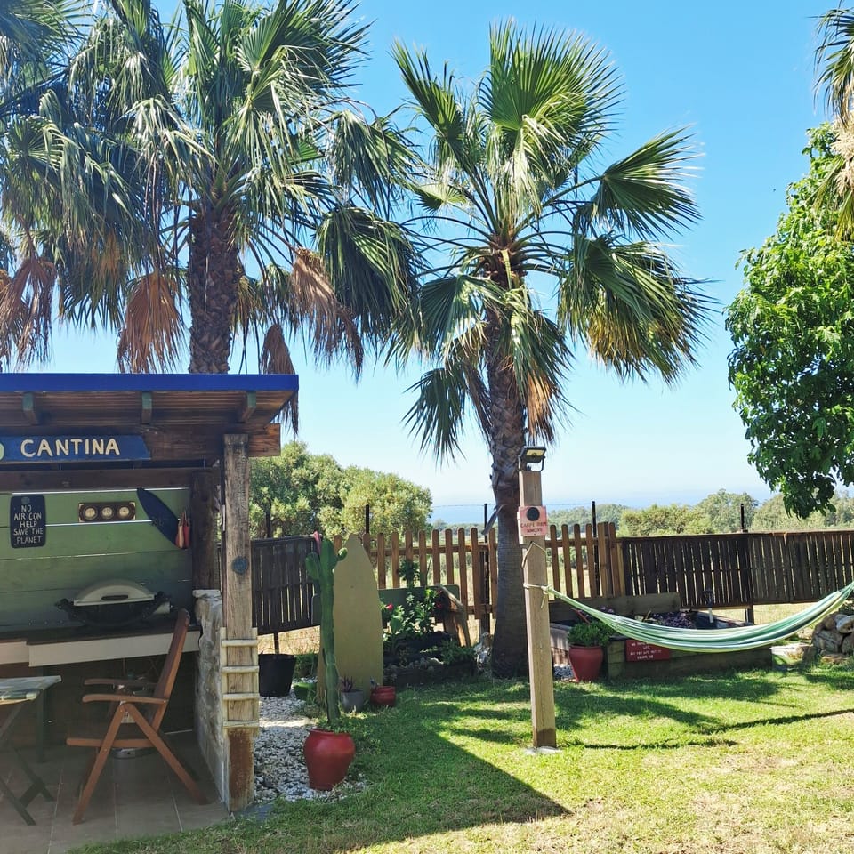 Mindfulness cooking terrace & hammock