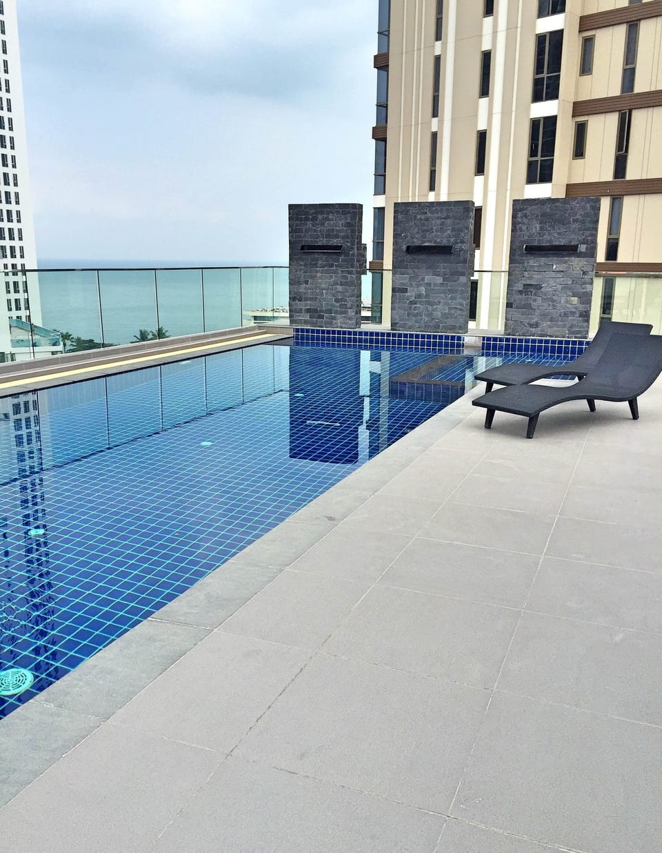 Seaview Penthouse at the 8th floor