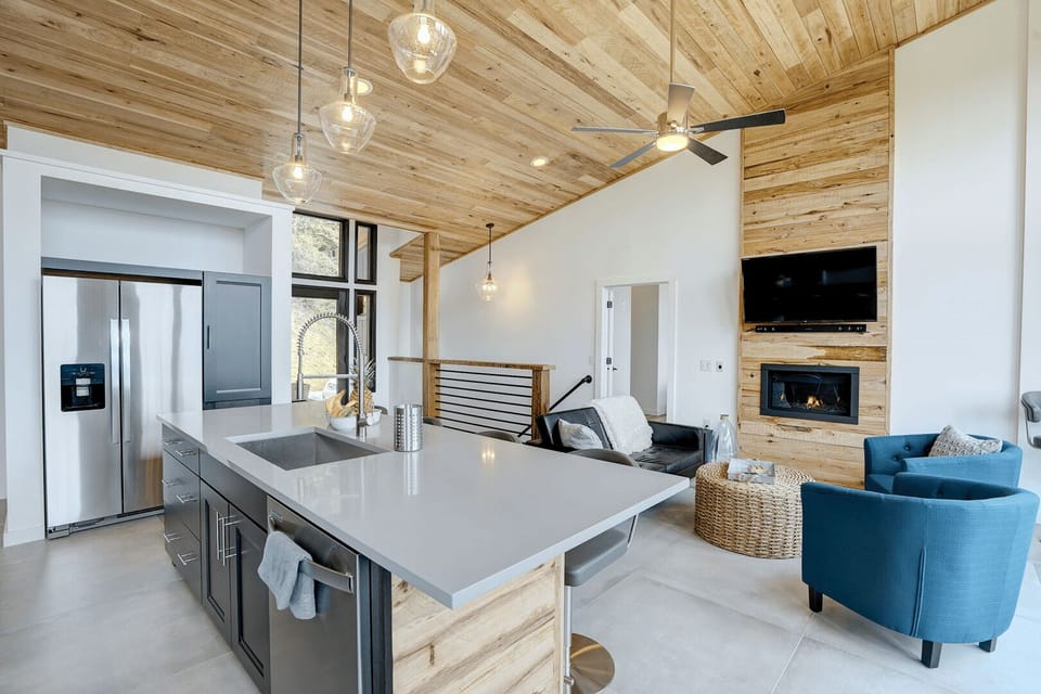 Falls Edge - kitchen great room
