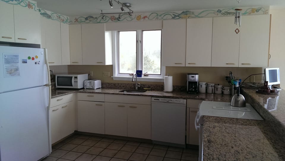 Fully applianced  kitchen