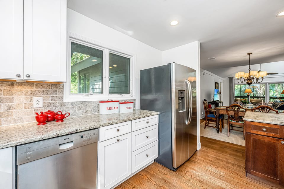Kitchen dishwasher and refrigerator