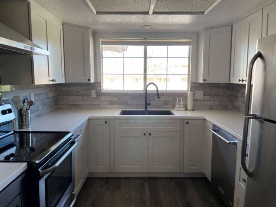 2021 Renovated Kitchen