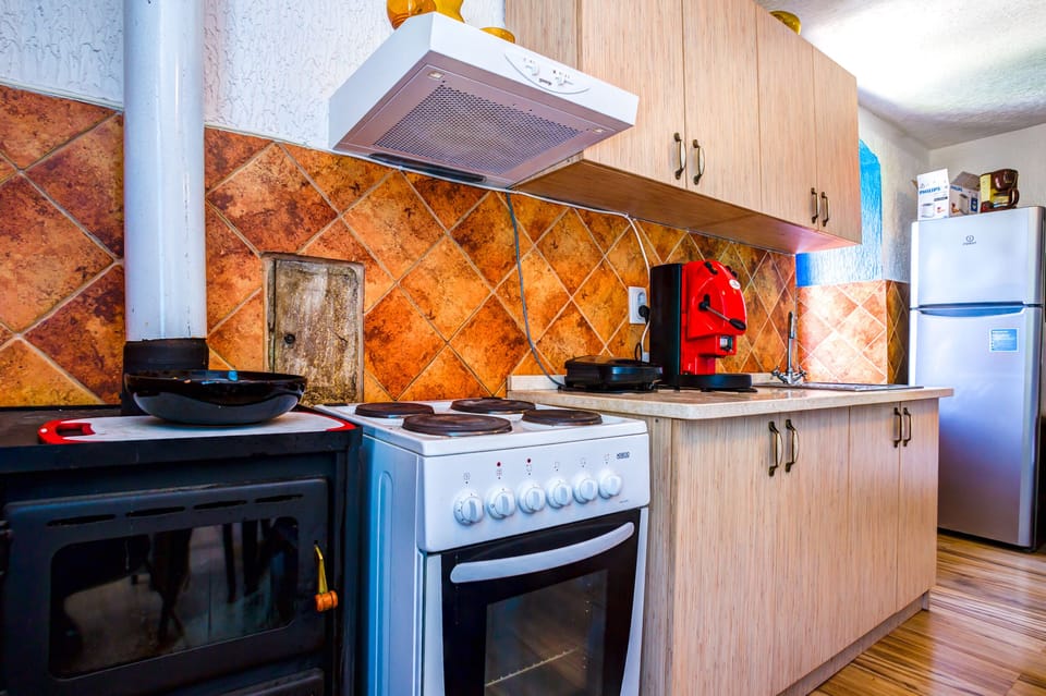 Fully-equipped Kitchen 