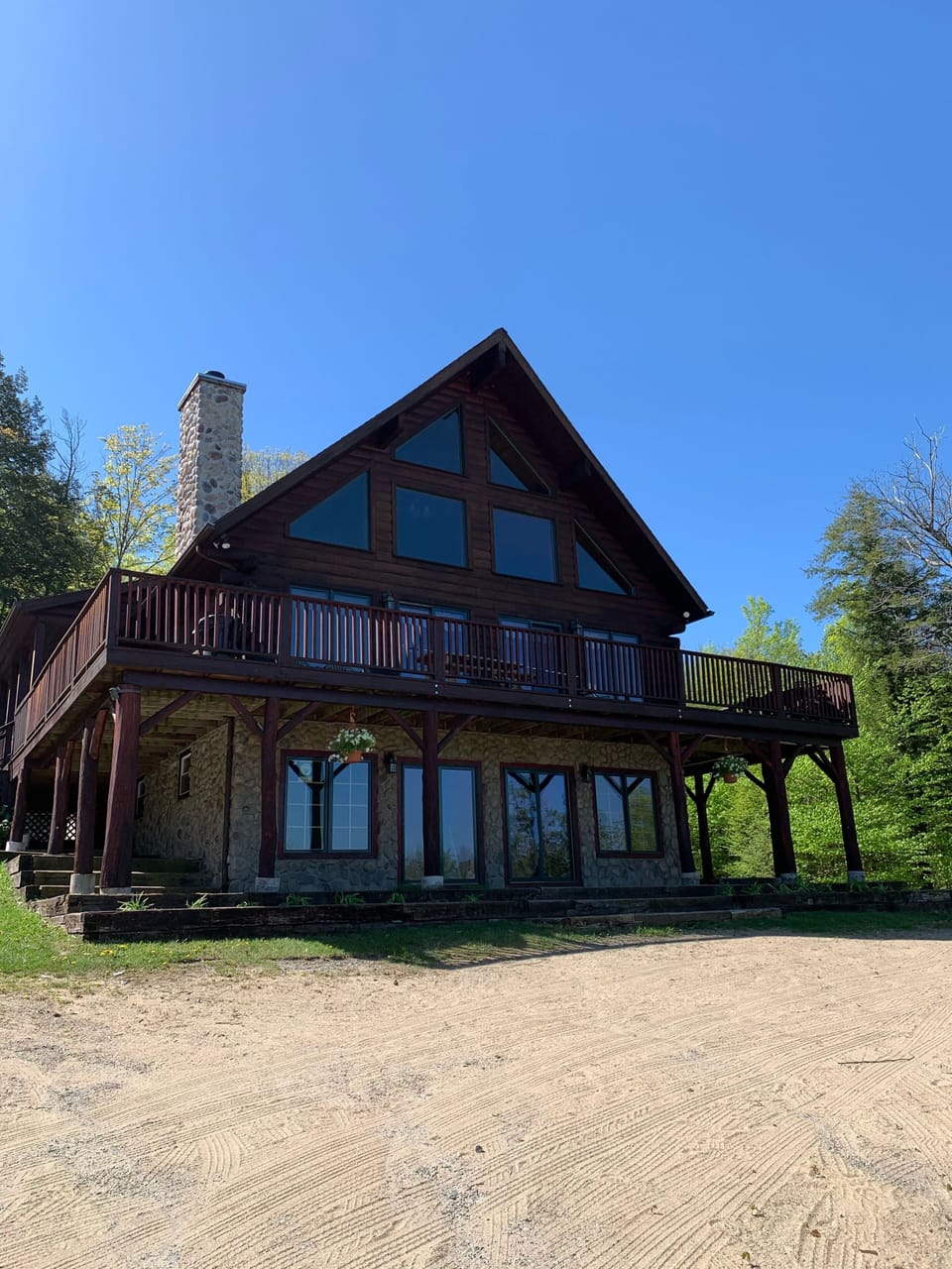 Front of log home