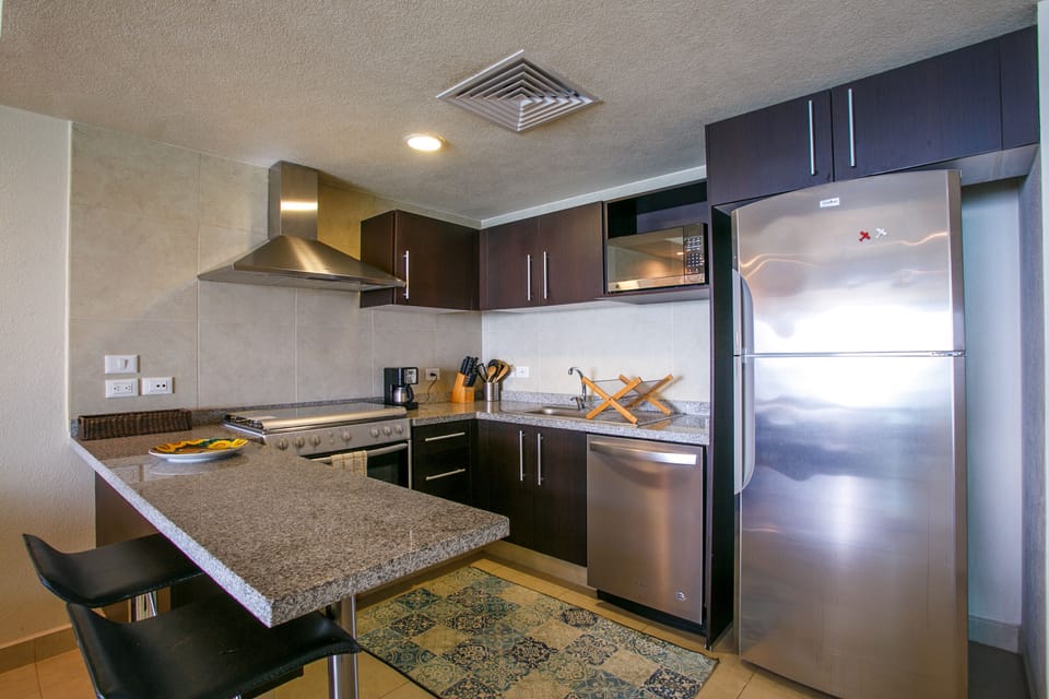 Kitchen fully equipped