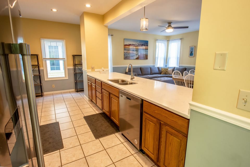 Main Level | Kitchen