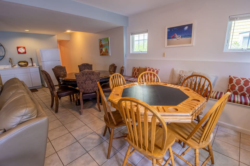 Garden Level | Living Room