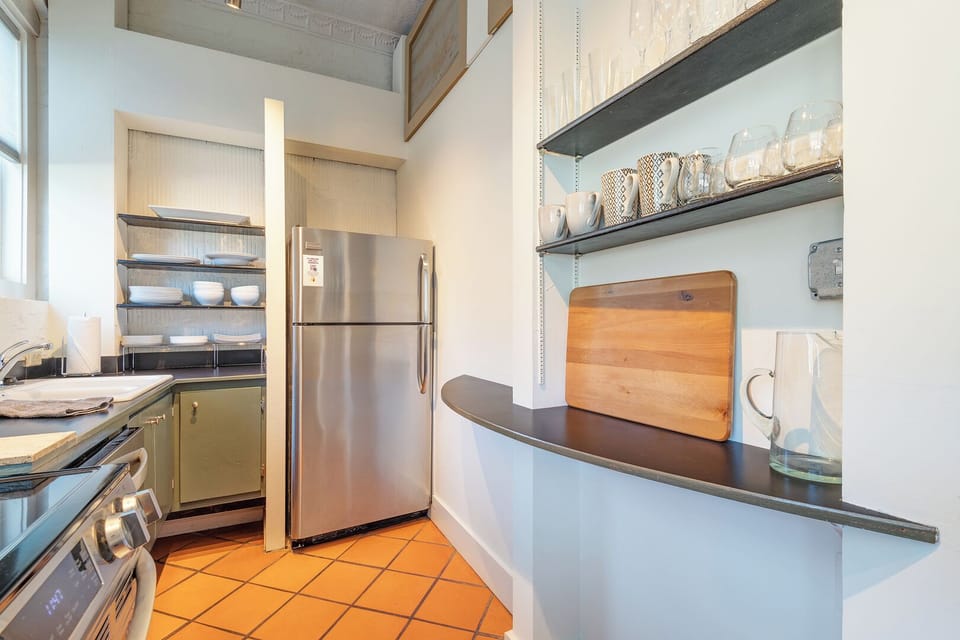 fully equipped and ready for your culinary creativity.