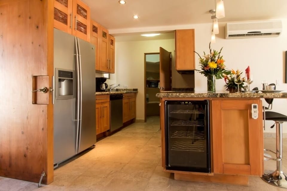 Updated kitchen w/new microwave, new dishwasher, wine fridge, full range & oven