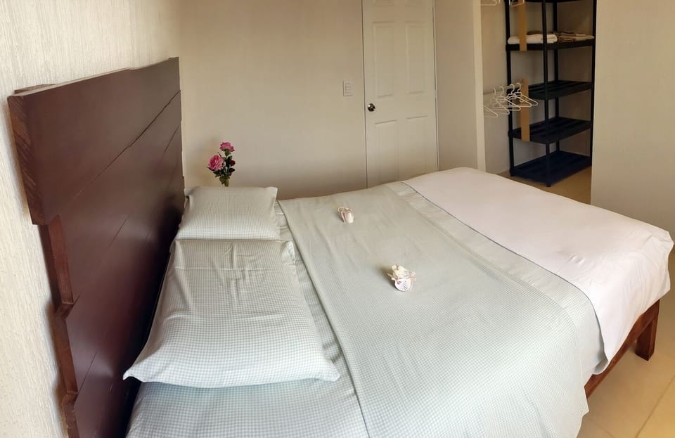 Second Bedroom (Extra Fee)