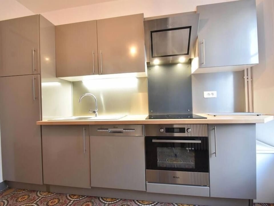 Kitchen (2)