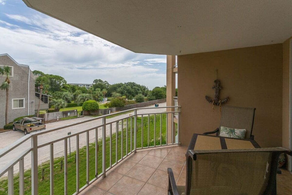 North Breakers 300 - Private Balcony