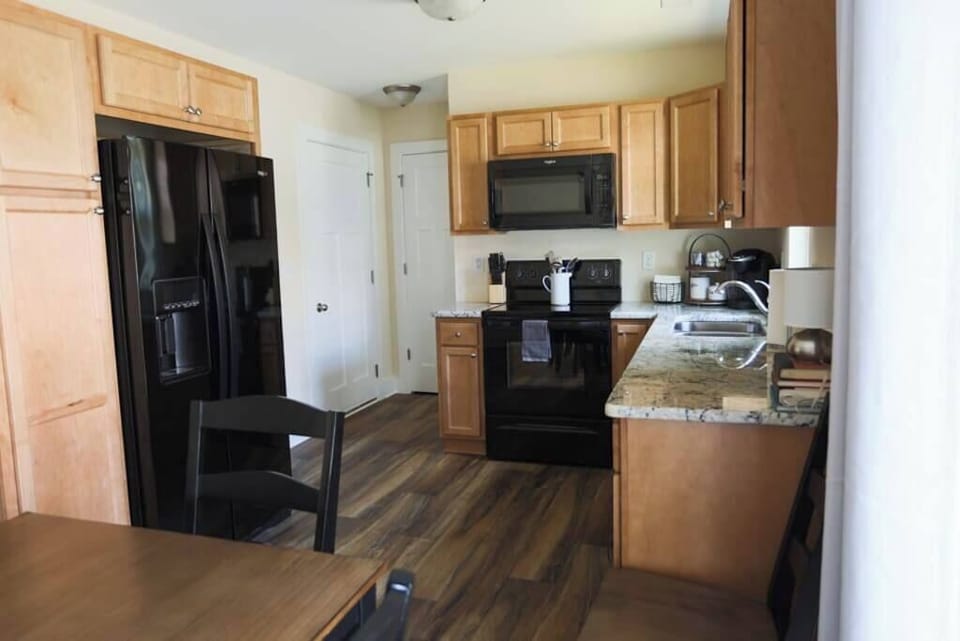 The kitchen comes equipped with everything you need to cook for a relaxing night in.