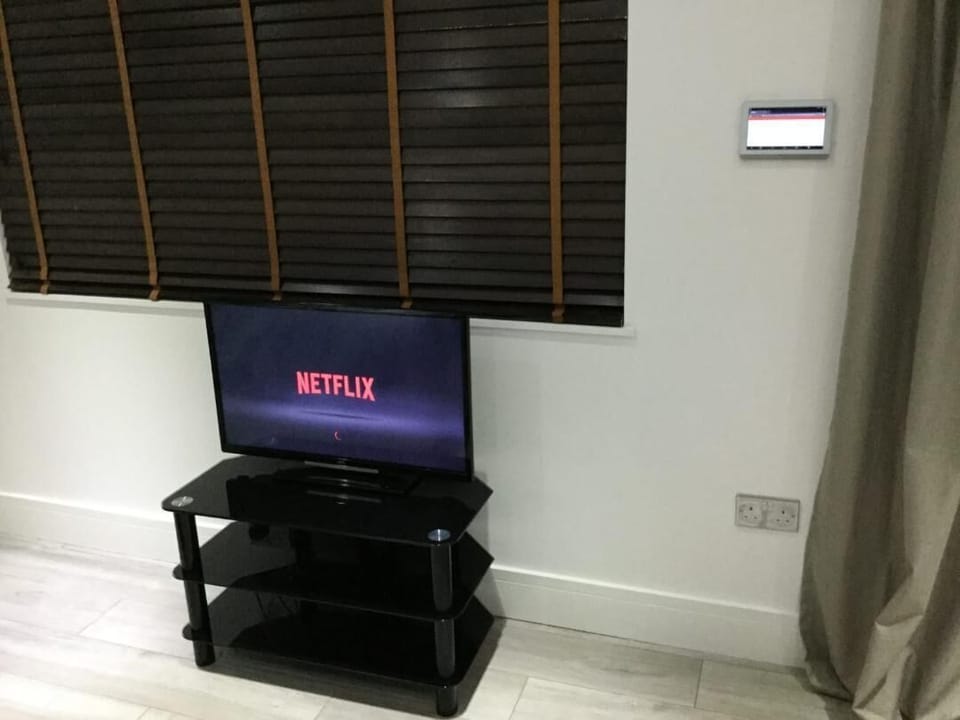 Flatscreen TV
