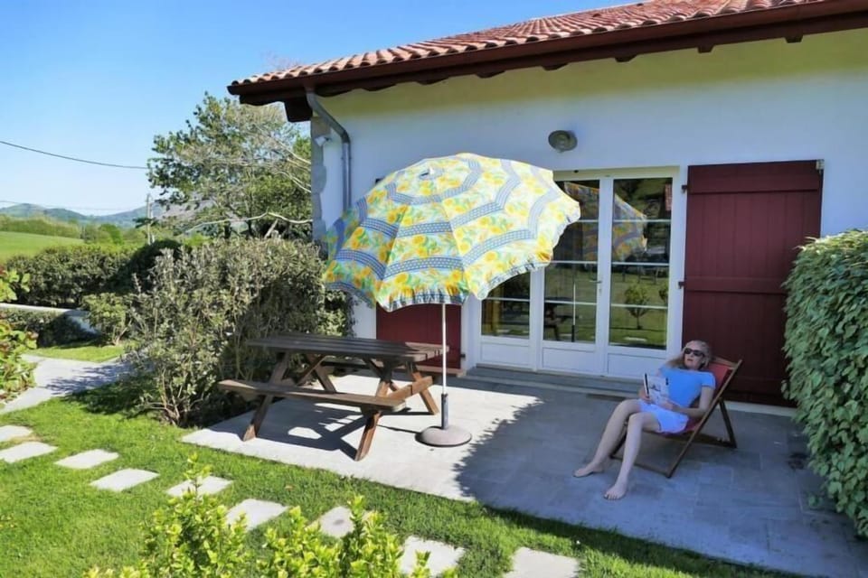Terrace. BaskoParadis